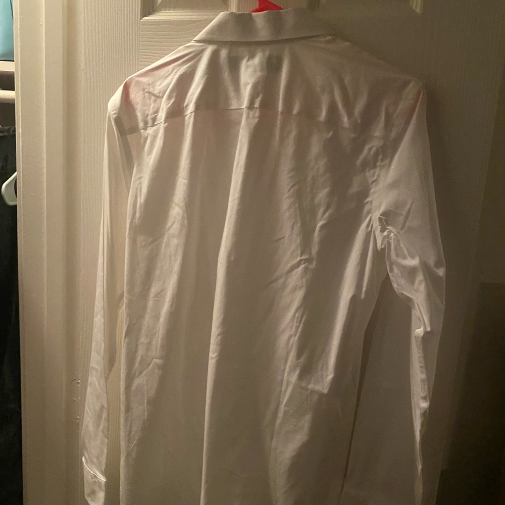Button down - Picture 4 of 4